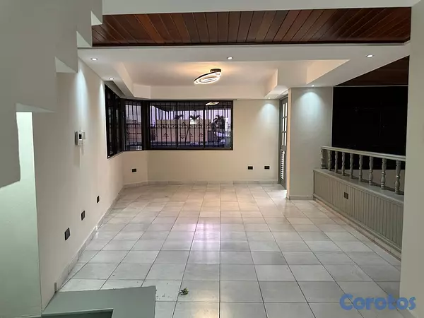 casas - Alquilo Casa en Urbanización Fernández / Julieta M 2