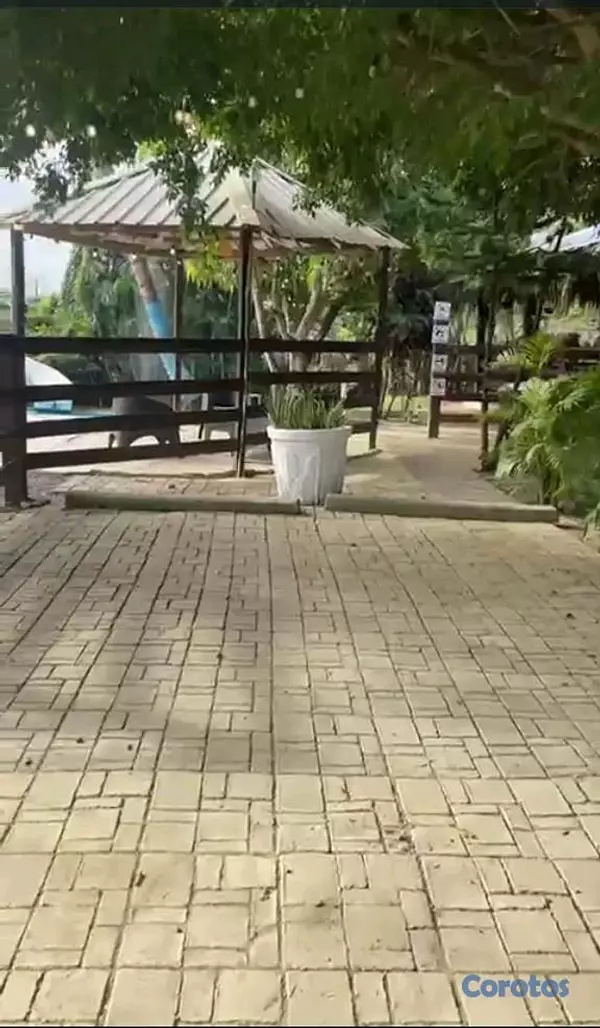 casas vacacionales y villas - villa en santo domingo norte capacidad para 30 personas 4