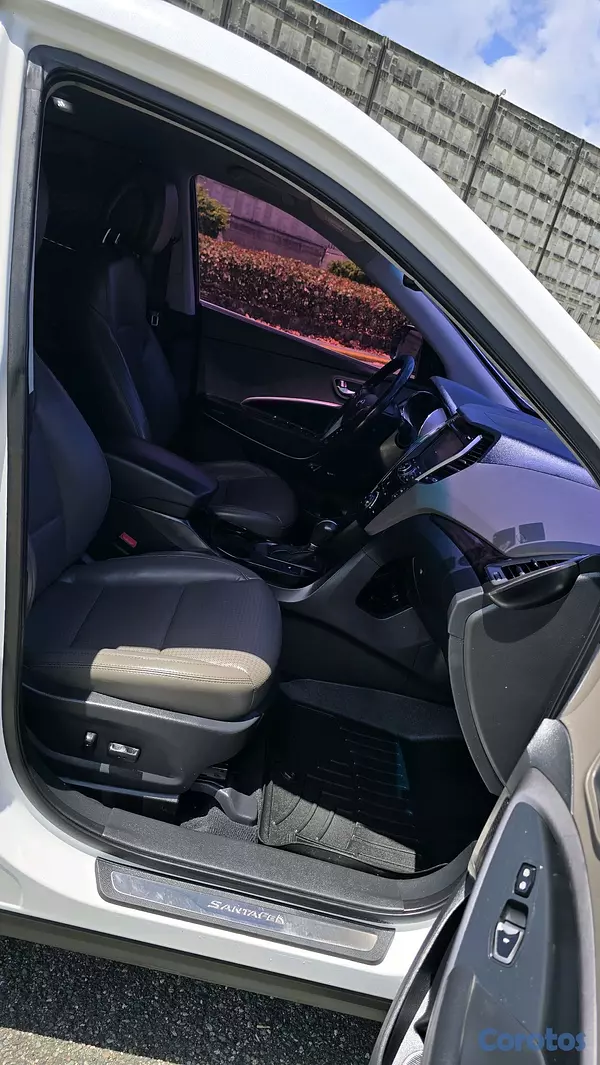 jeepetas y camionetas - Hyundai Santa Fe Sport 2.0 Turbo 2013 Full Tech 10