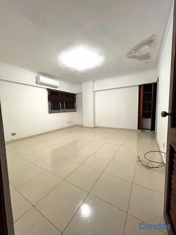 apartamentos - Amplio apartamento en Alquiler en exclusivo sector de Evaristo Morales 📍
 5