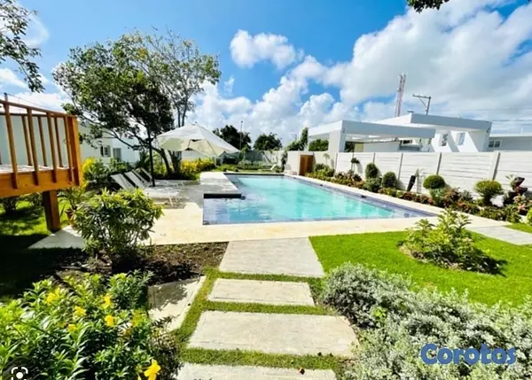 casas vacacionales y villas - venta de Villa en punta cana con piscina República Dominicana  2
