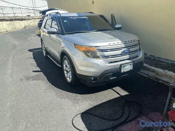 jeepetas y camionetas - Ford explorer XLT 2013  7