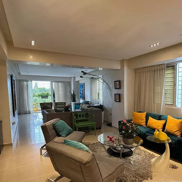penthouses - Se vende apartamento tipo PH en Urbanización Real 4