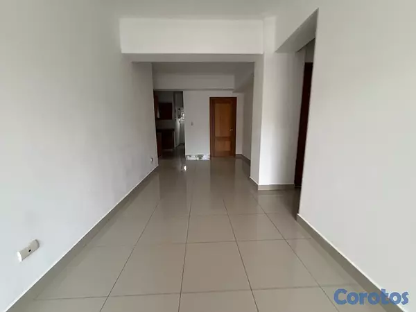 apartamentos - alquiló avenida independencia hondura tres habitaciones dos baños dos parqueos  6
