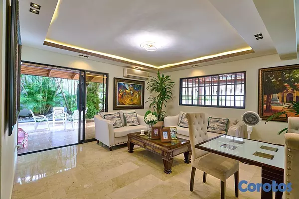 casas -  Casa en Cuesta Hermosa 3 con 4 parqueos  9