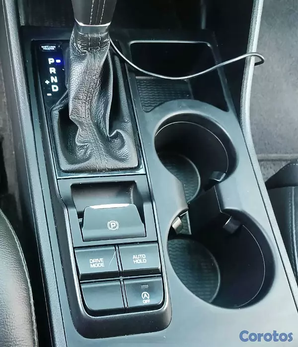 jeepetas y camionetas - HYUNDAI TUCSON 2020 BLANCO DIESEL 16
