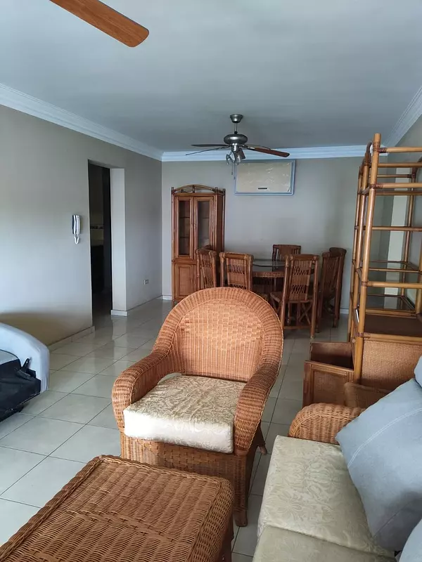 apartamentos - VENDO Excelente oportunidad en la Zona Universitaria! 3er nivel, 124 m. 5