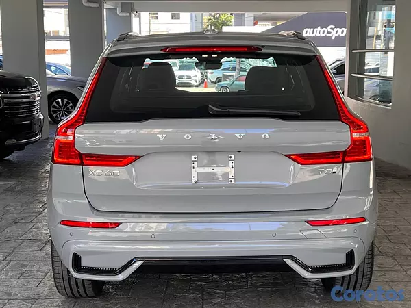 jeepetas y camionetas - Volvo XC60 T8 Ultimate Recharge 2026 3