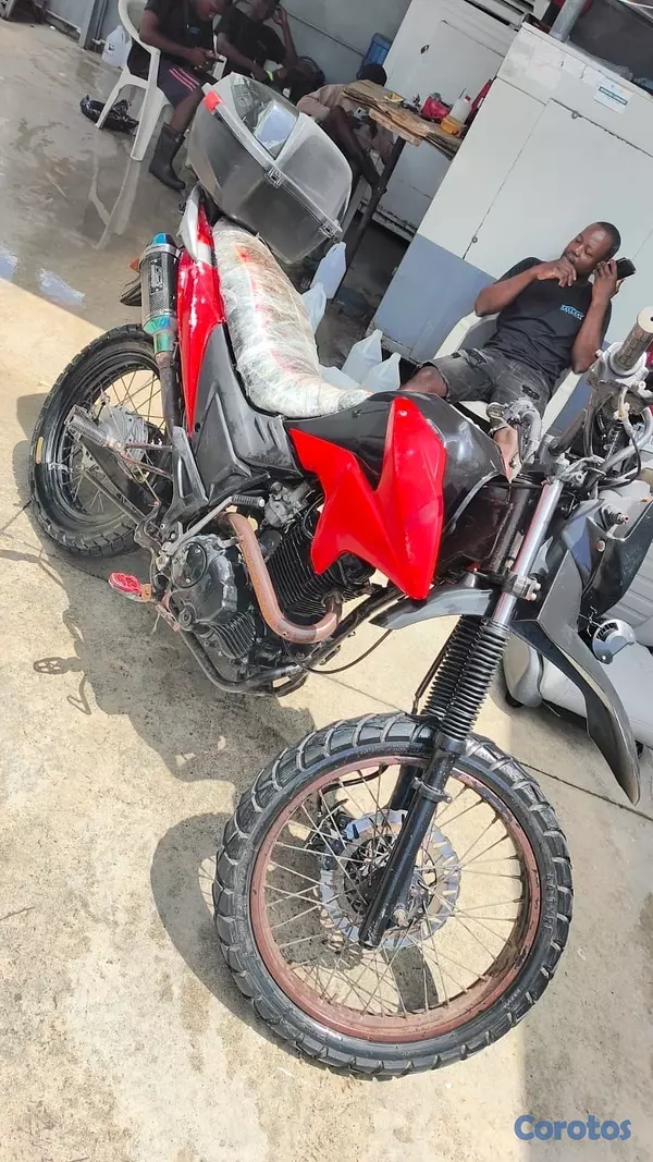 motores y pasolas - Vendo moto loncin pruss 2