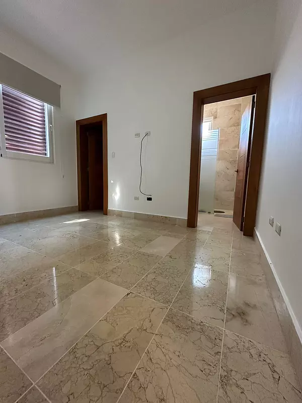 casas - Casa con Hermoso Patio, Las Carmelitas 3