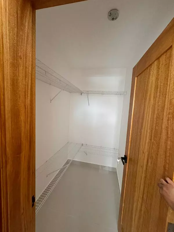 apartamentos - Apartamento 8vo Nivel en Ave. Hispanoamericana  5