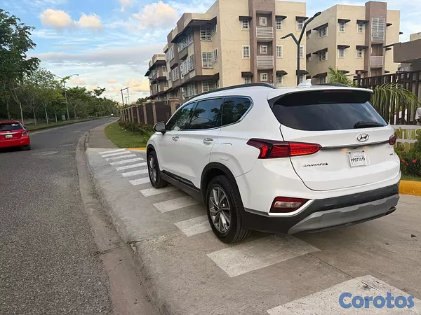 jeepetas y camionetas - Hyundai Santa Fe LIMITED , 2020 , 56 MIL MILLAS , TECHO PANORAMICO. 10