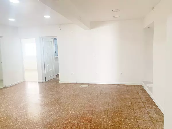 oficinas y locales comerciales - local amplio primer nivel 7