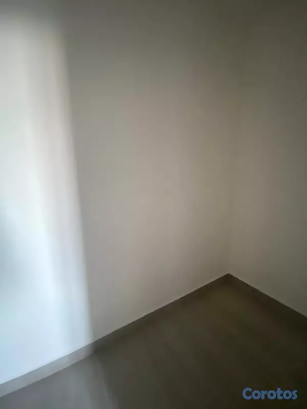 apartamentos - Apartamento de alquiler en La Esmeralda  9