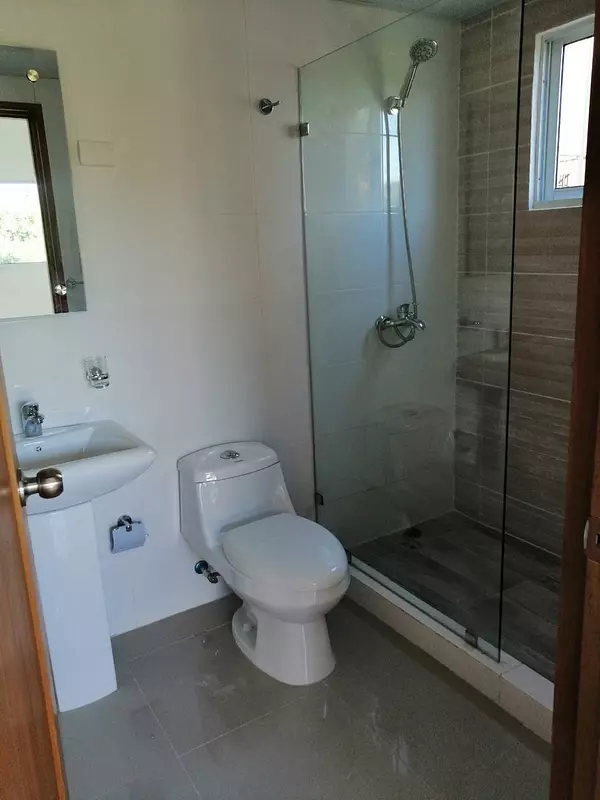 apartamentos - Se Vende Apartamento von Piscina en Llanos de Gurabo 6