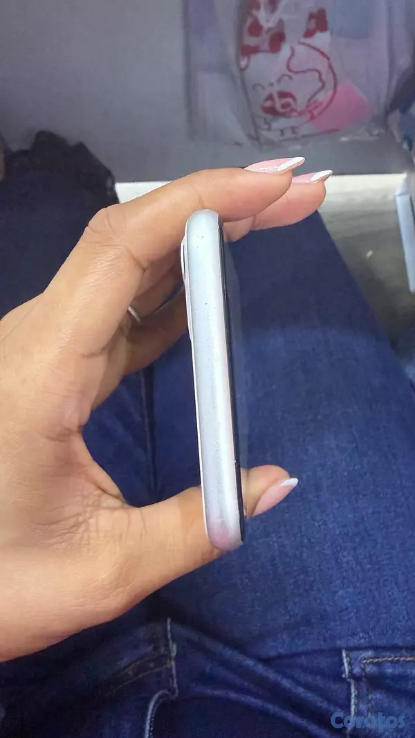 celulares y tabletas - IPhone 11 de 128 GB

 5