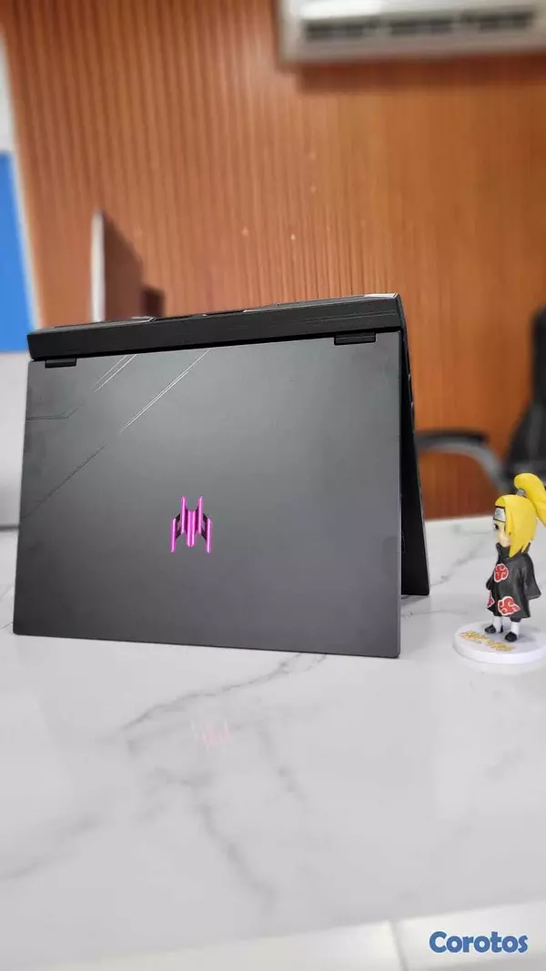 computadoras y laptops - Laptop GAMING  Acer Predator Helios  3