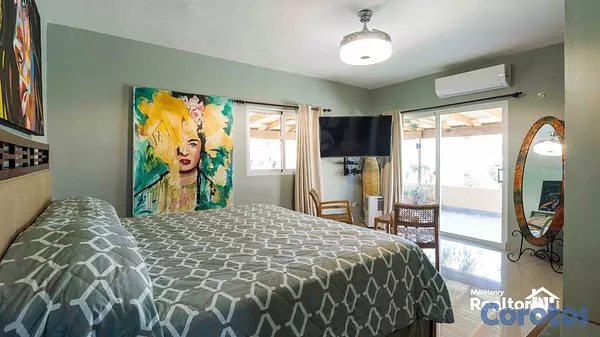apartamentos - Apartamento Renovado de 3 Habitaciones y 3 Baños  7