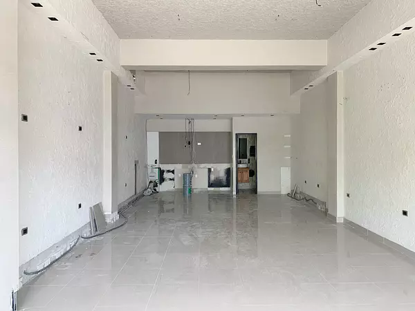oficinas y locales comerciales - Local en Naco  3