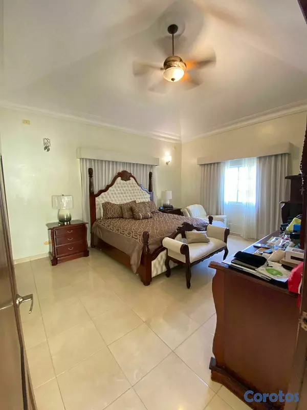 apartamentos - Venta de Casa en Altos Arroyo Hondo III 9