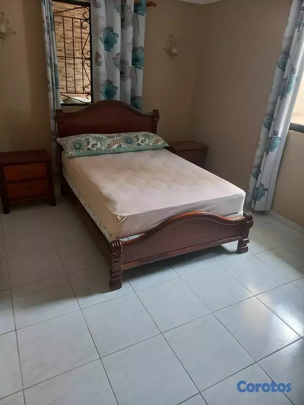casas - Vendo casa en Residencial Eugenio Maria de Hostos  9