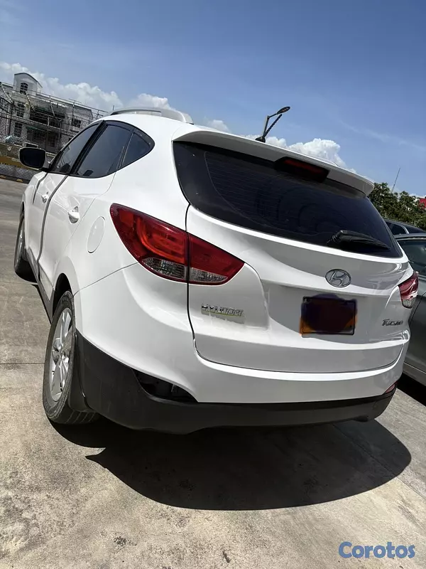 jeepetas y camionetas - Hyundai Tucson 2014 motor dohc  5