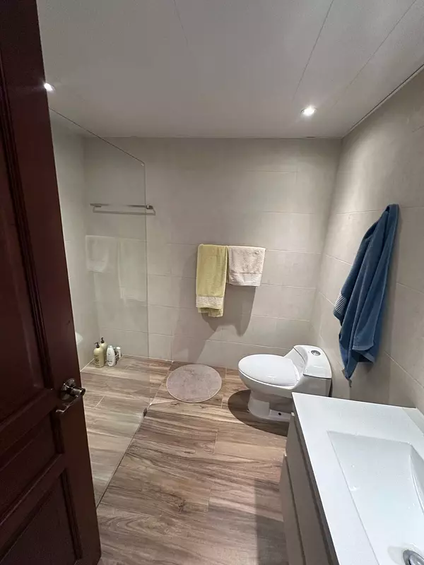 apartamentos - Alquilo Apartamento Amueblado  Piantini 8