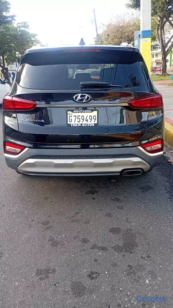 jeepetas y camionetas - Hyundai 2020 buenas condiciones 3