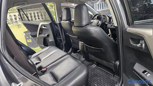 jeepetas y camionetas - Toyota rav4 2015  8
