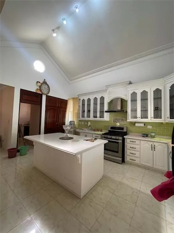 casas - 2do nivel de casa en renta en Tavares oeste 3