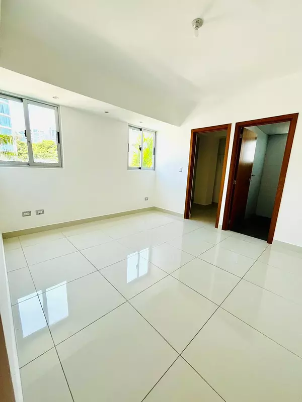 apartamentos - Alquilo apartamento con Línea Blanca en Piantini  5