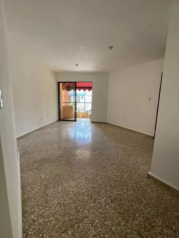 apartamentos - APARTAMENTO EN ALMA ROSA I, 2do nivel  céntrico 2