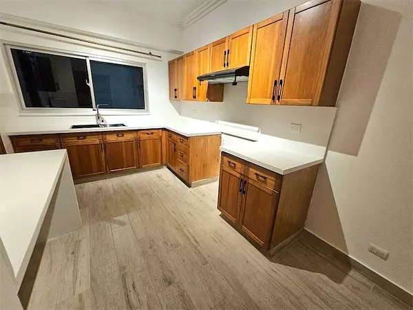 apartamentos - Apartamento en Alquiler en Piantini
US$3,300 con linea blanca
US$2,800 vacío 2