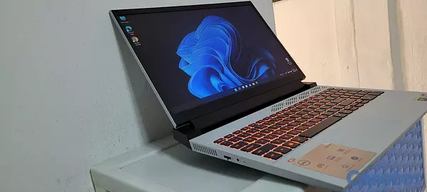 computadoras y laptops - Dell G15 Ryzen 5 12th Gen Ram 16gb DDR5 Disco SSD 1TB RTX 3050 4GB DEDICADA 2