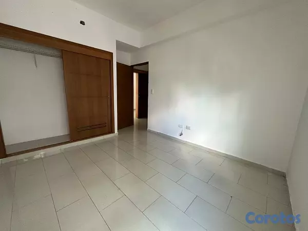 apartamentos - vendo oportunidad urbanización real tres habitaciones 2.5 baños parqueo balcón  6