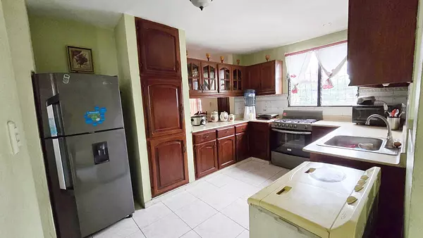 casas - Propiedad en venta céntrica  2
