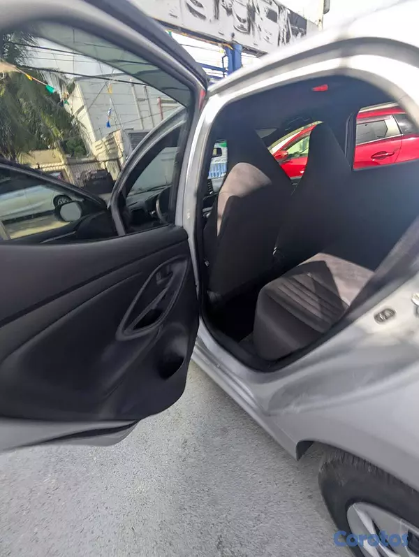 carros - TOYOTA YARIS 2021 2