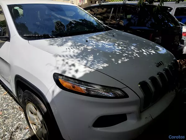 jeepetas y camionetas - JEEP LATITUD 4X4 2014 6