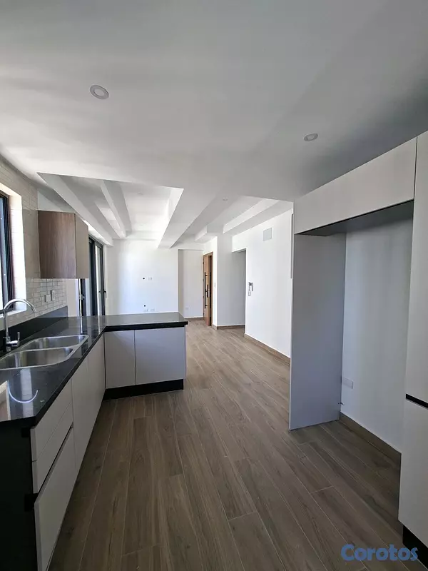 apartamentos - Apartamento a estrenar en piso alto en la Urb. Real 2