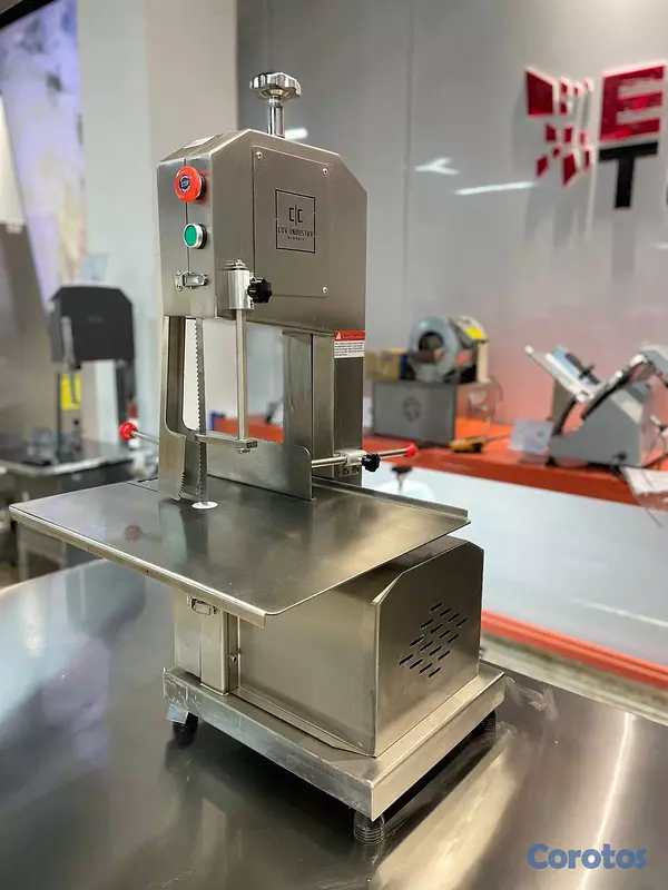 equipos profesionales - Sierra sin fin de mesa de acero inoxidable cortado 6