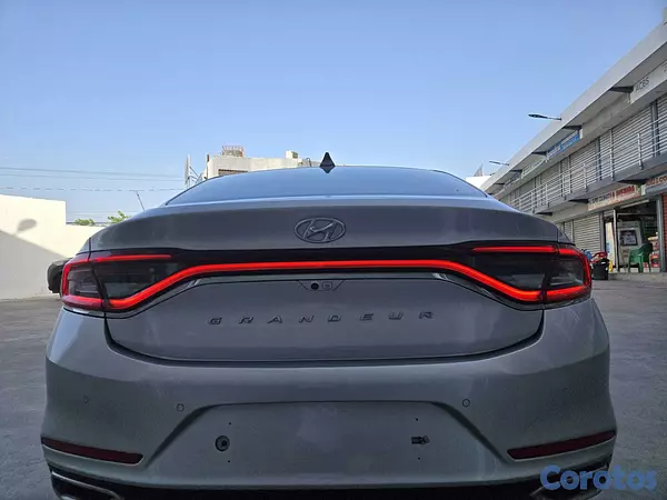 carros - HYUNDAI GRANDEUR 2018 GRIS 4