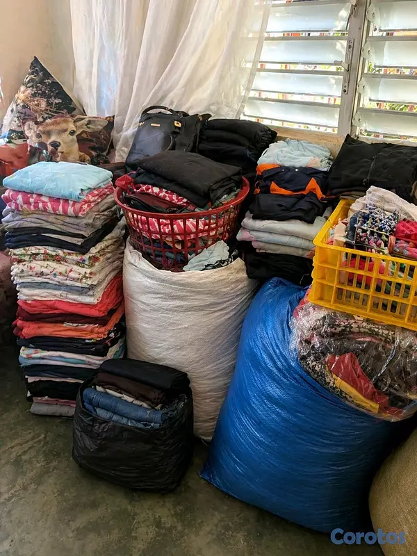 negocios en venta - SE VENDE PACA COMPLETA MIXTA 👗👖✨ Ideal para negocio de ropa 2