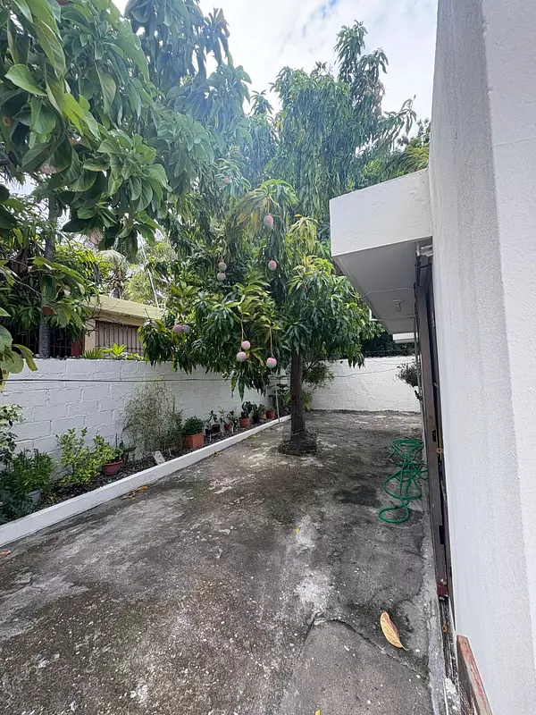 casas - Casa en Venta – Av. Independencia  Santo Domingo. 5