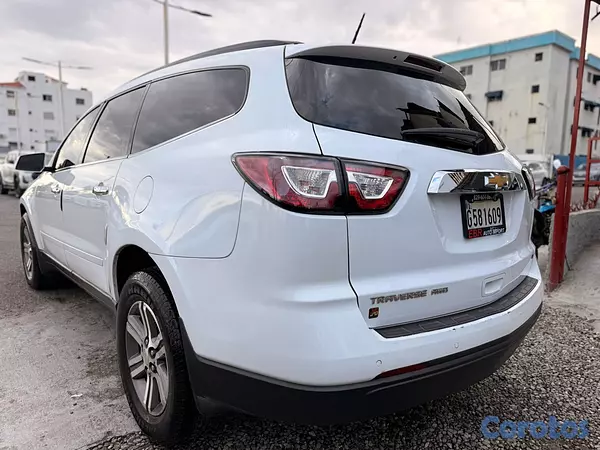 jeepetas y camionetas - Chevrolet Traverse LT AWD Panorámica 2017 8