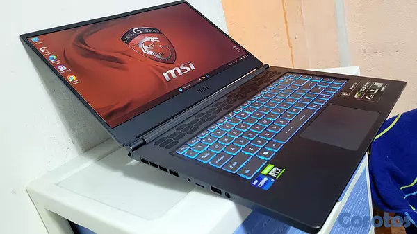 computadoras y laptops - Msi m15 Core i7 11th Gen Ram 16gb Disco 1tb SSD Nvidea RTX 3060gb 1080p a 144hz 4