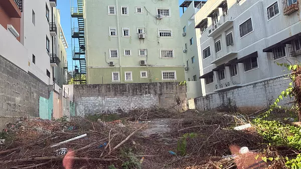 solares y terrenos - Proyecto de 8 apartamentos Vendo solar  4