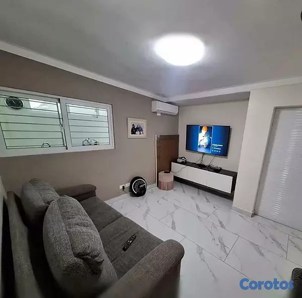 casas - Exquisita residencia en el Sector de Lucerna 4