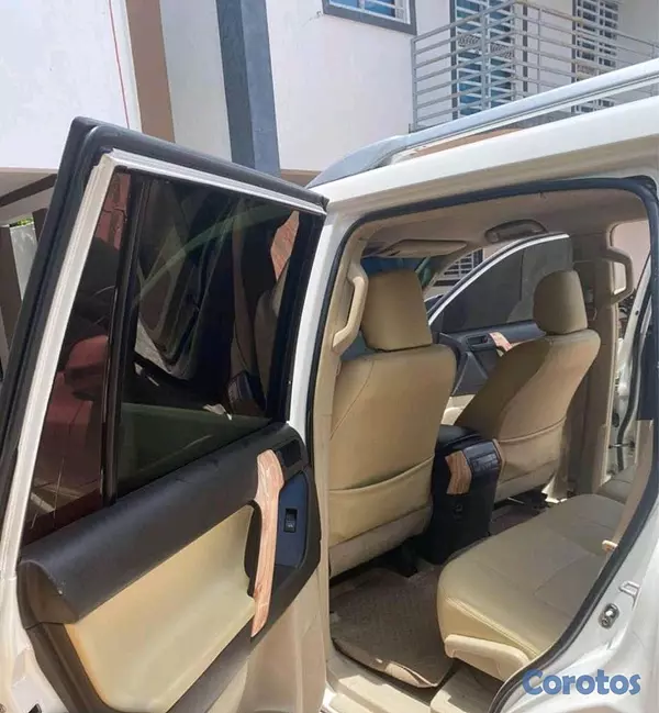 jeepetas y camionetas - GUAGUA TOYOTA PRADO VXL AÑO 2012, EXCELENTE CONDICIONES. 2