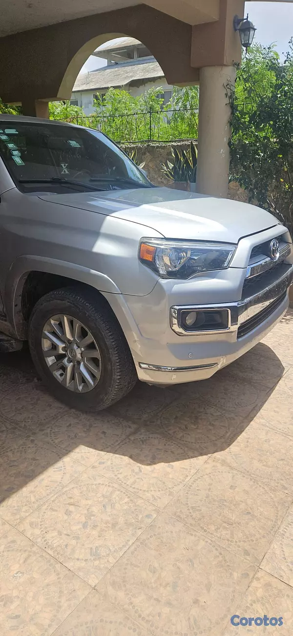 jeepetas y camionetas - Toyota 4runner Limited 2017 4