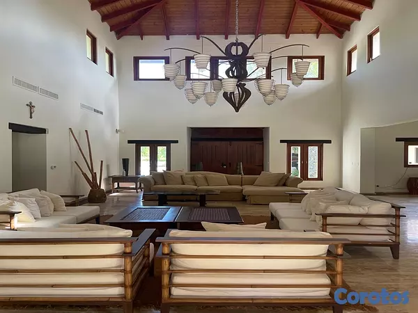 casas vacacionales y villas - INVIERTE BIEN, VILLA EN GUAVABERRY CON 2,990 METROS Y 600 MT. DE CONSTRUCCION  5